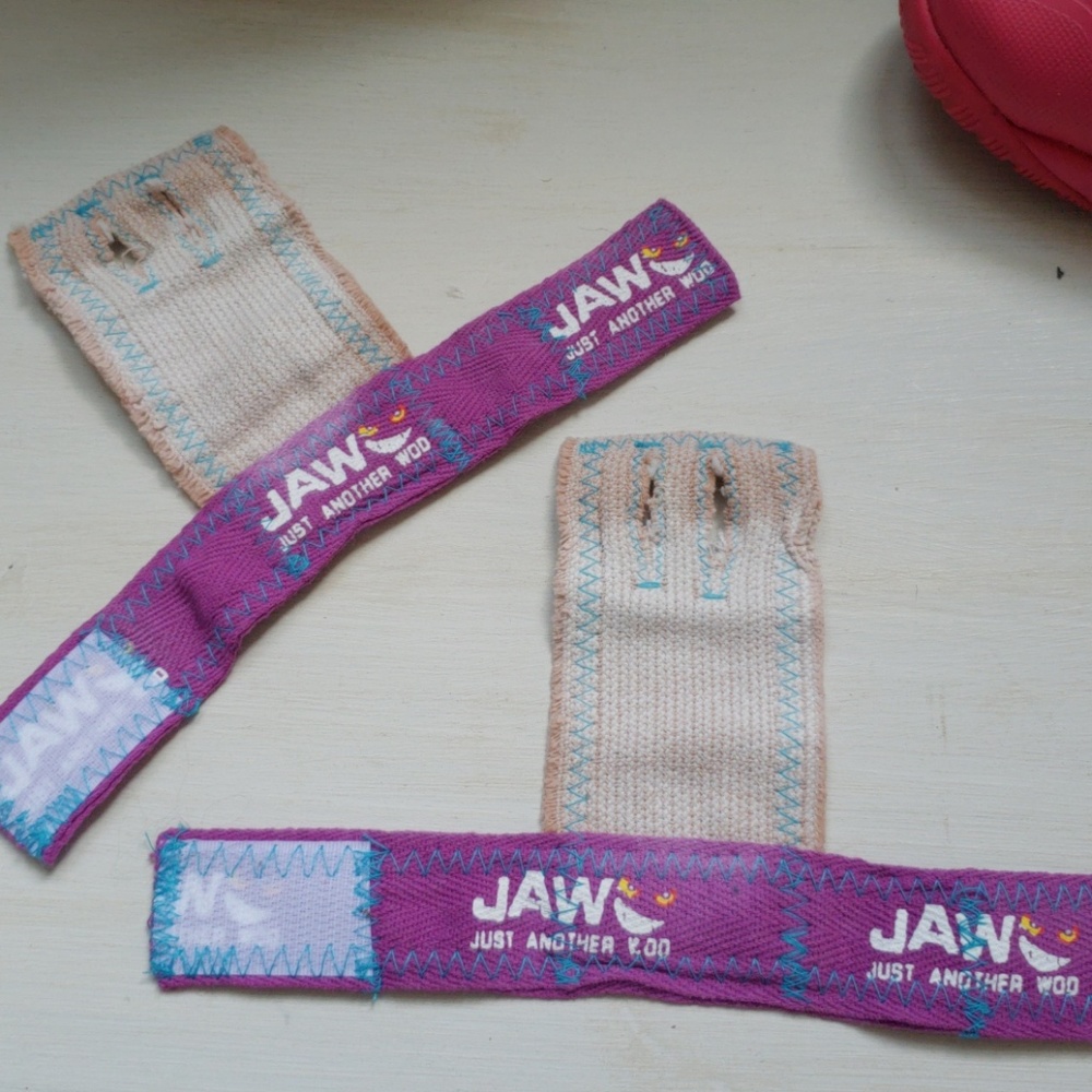 JAW CROSSFIT Hand protectors
